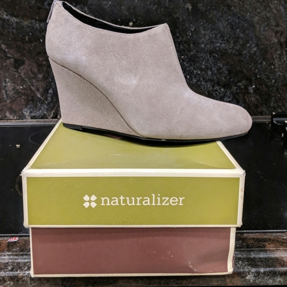 Ankle boots